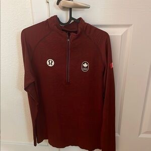Lululemon Men's team Canada Red quarter zip metal vent running